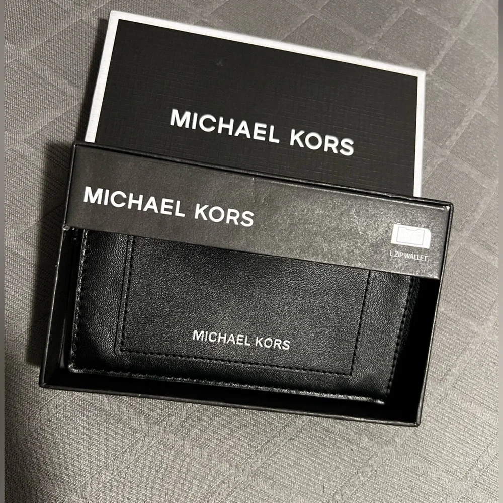 MICHAEL KORS Men's Leather Zip Wallet/black